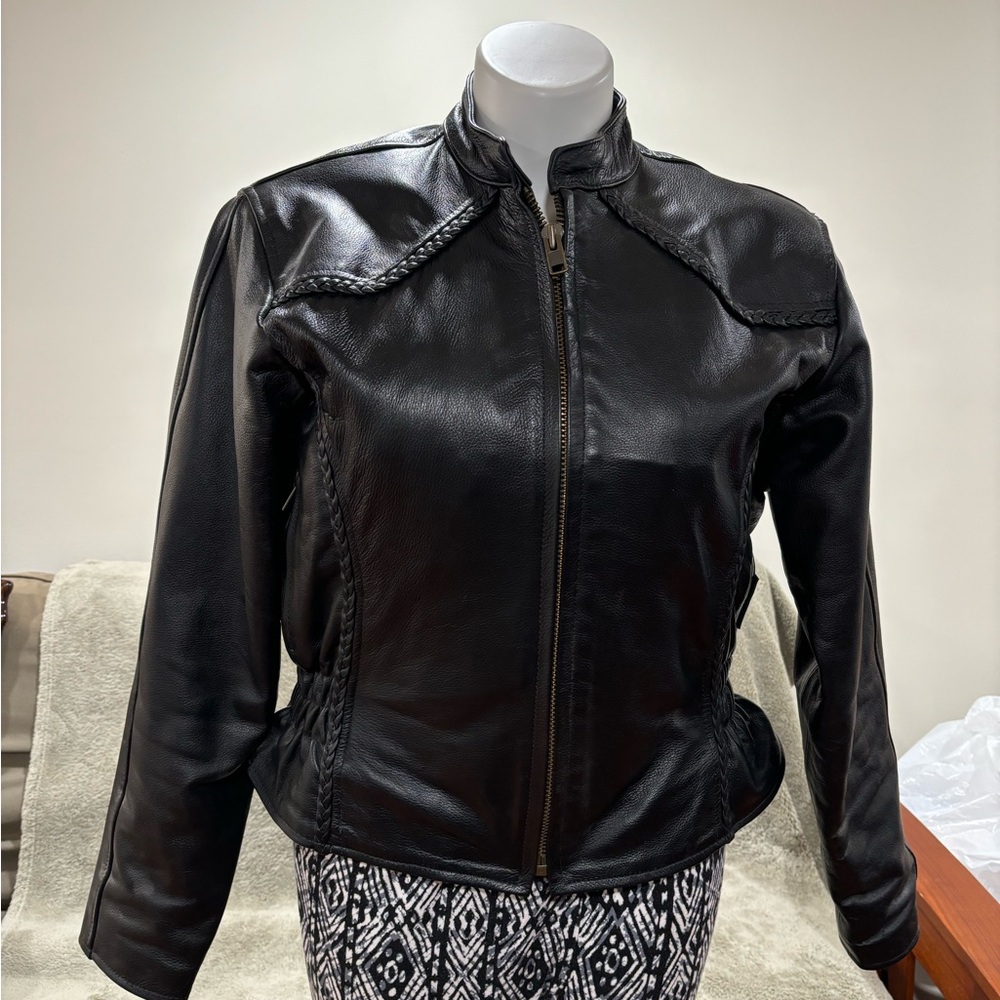 Ladies Leather Motorcycle Jacket